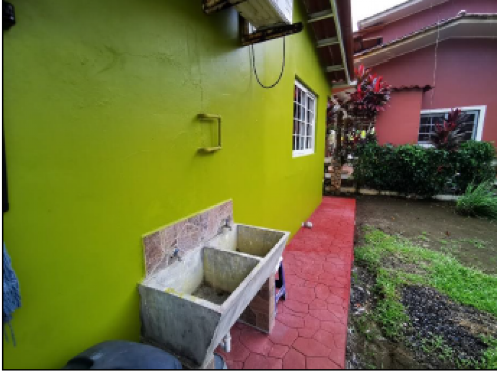 SE VENDE Casa en Maria Chiquita Colón — foto 5