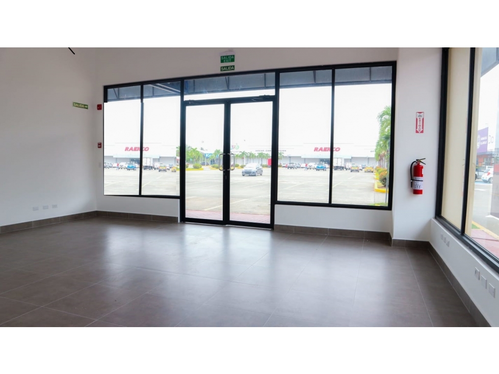 ULTIMOS LOCALES EN CENTRO COMERCIAL LOS PUEBLOS GANGA $1500 — foto 4