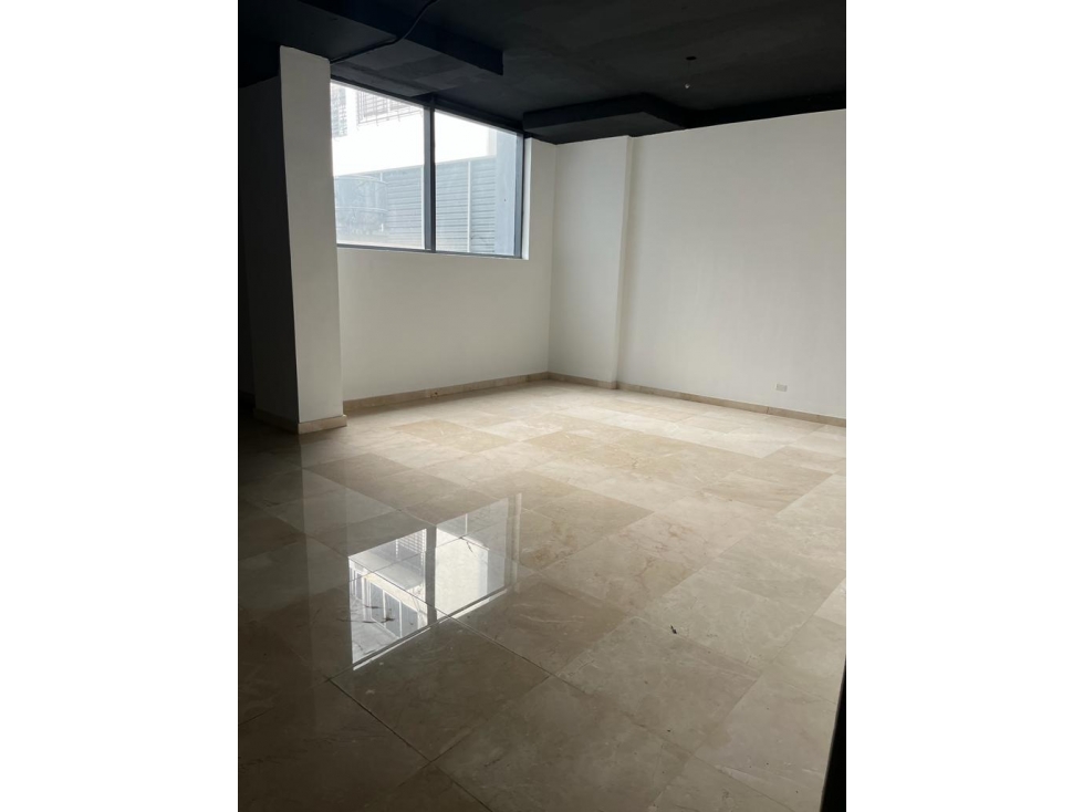 SE ALQUILA LOCAL EN SEGUNDO PISO EN VIA PORRAS — foto 3