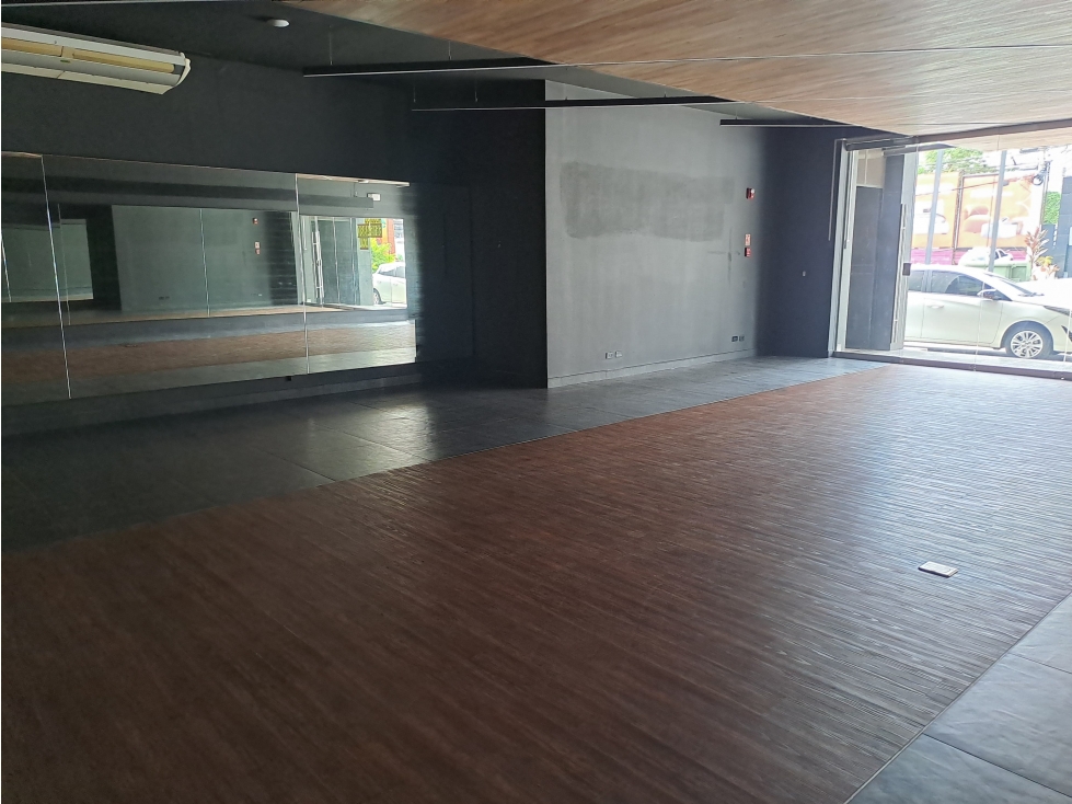 SE ALQUILA LOCAL COMERCIAL EN CALLE 50 — foto 4