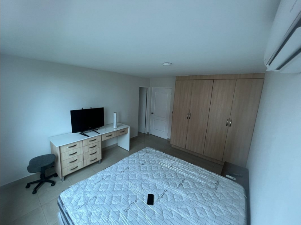 Alquilo Extraordinario y amplio apartamento en villa de las fuentes — foto 6