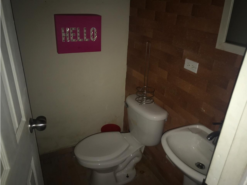 Se alquila o se vende local comercial 61m2 en casco viejo$3000 — foto 6