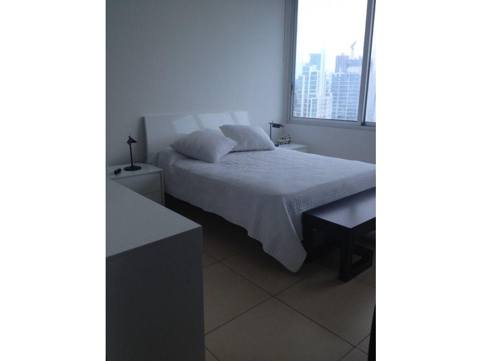 Se alquila apartamento full amoblado en la av. balboa $2500 — foto 5