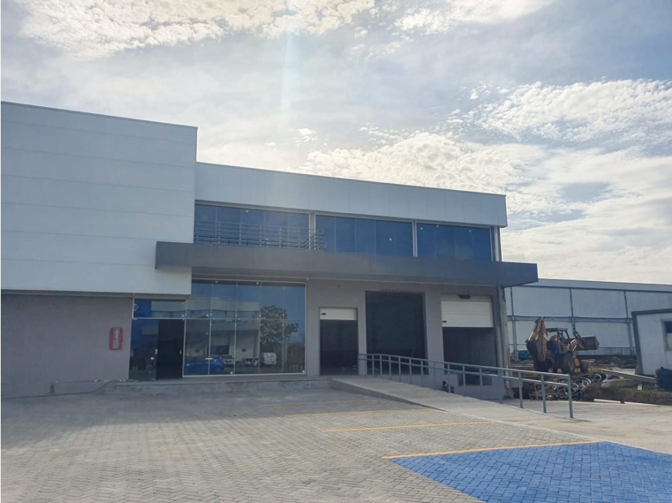 Se Alquila Magnifica Galera-Oficina Juan Diaz Via Tocumen $4.000.00 - 2