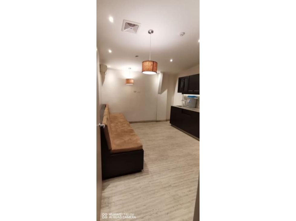 Se Alquila Galera Oficina Parque Lefevre 800 Mts $7.000.oo - 6
