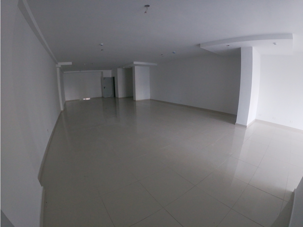 Se Alquilan 6 Locales. Estrenar Bella Vista Desde 125 Mts $1.250.00 — foto 2