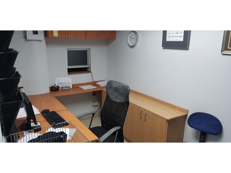 Se Vende Edificio-local Cial Calidonia 3.350 mts 5 pisos $2.700.000.oo - 5