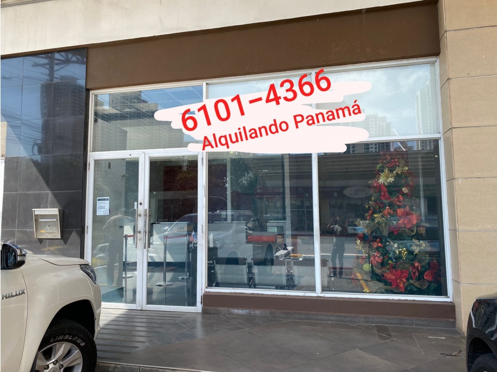 Se alquila local comercial en Vía Israel 200 Mts $5,600