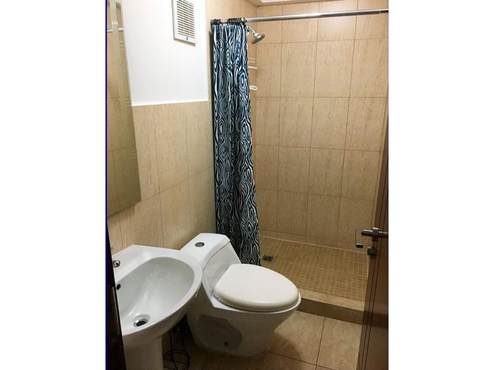 Se alquila/Vende apartamento amoblado en Condado del Rey 2 Rec $800 — foto 4