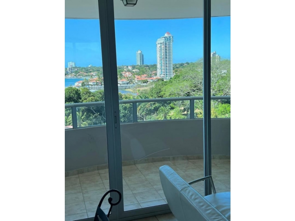 Alquilo extraordinario apartamento amoblado a pasos de la playa - 2