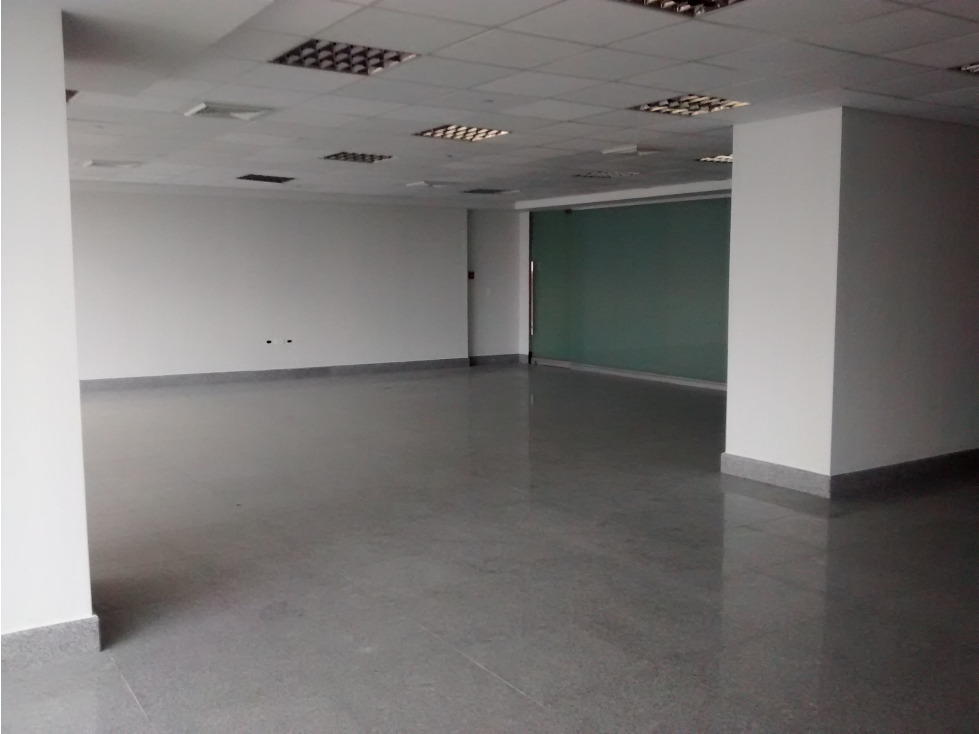 Se Alquila Oficina en Avenida Balboa.165mt2 — foto 3