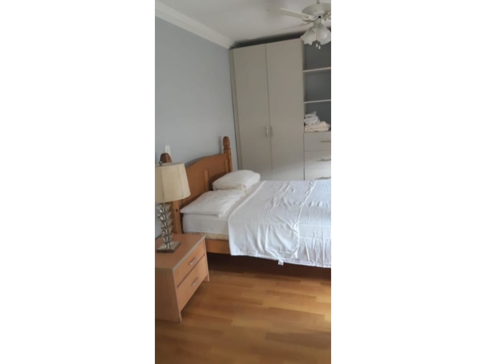 Alquilo extraordinario apartamento amoblado en cll 50 Aprovecha — foto 3
