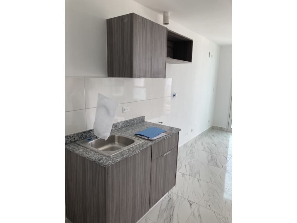 FS 2390 SE ALQUILA APARTAMENTO EN BELLA VISTA VACIO 1R - 2