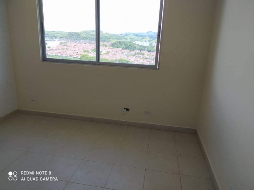 Alquilo Extraordinario apartamento en condado del reycon las 3B — foto 3
