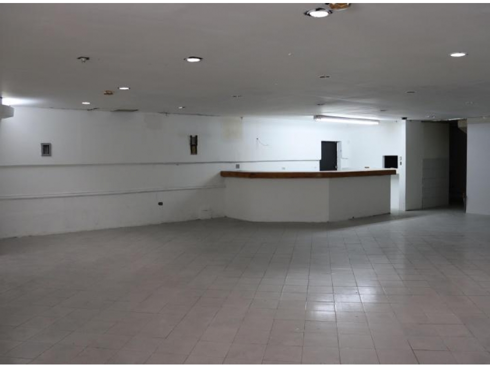 GRAN OPORTUNUDAD SE ALQUILA LOCAL EN BETANIA -I.G. — foto 3