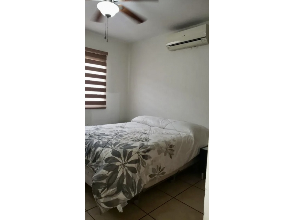SE VENDE CASA EN PASEO DEL NORTE PH ALPES $225,000 AM - 5