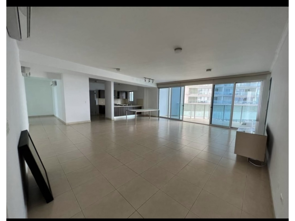 Vendo apto con L/B de 3rec en Punta Pacifica IMG96