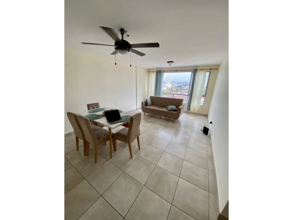 SE VENDE APARTAMENTO EN PARQUE LEFEVRE $127,000