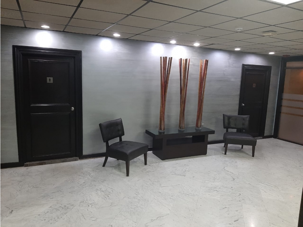 SE ALQUILA OFICINA EN BELLA VISTA ZONA BANCARIA - I.G. — foto 3
