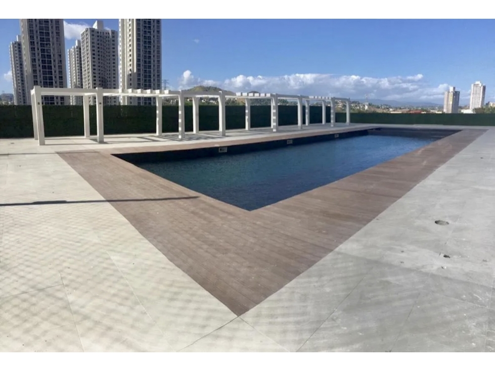 SE VENDE APARTAMENTO EN CONDADO DEL REY $135,000 — foto 2