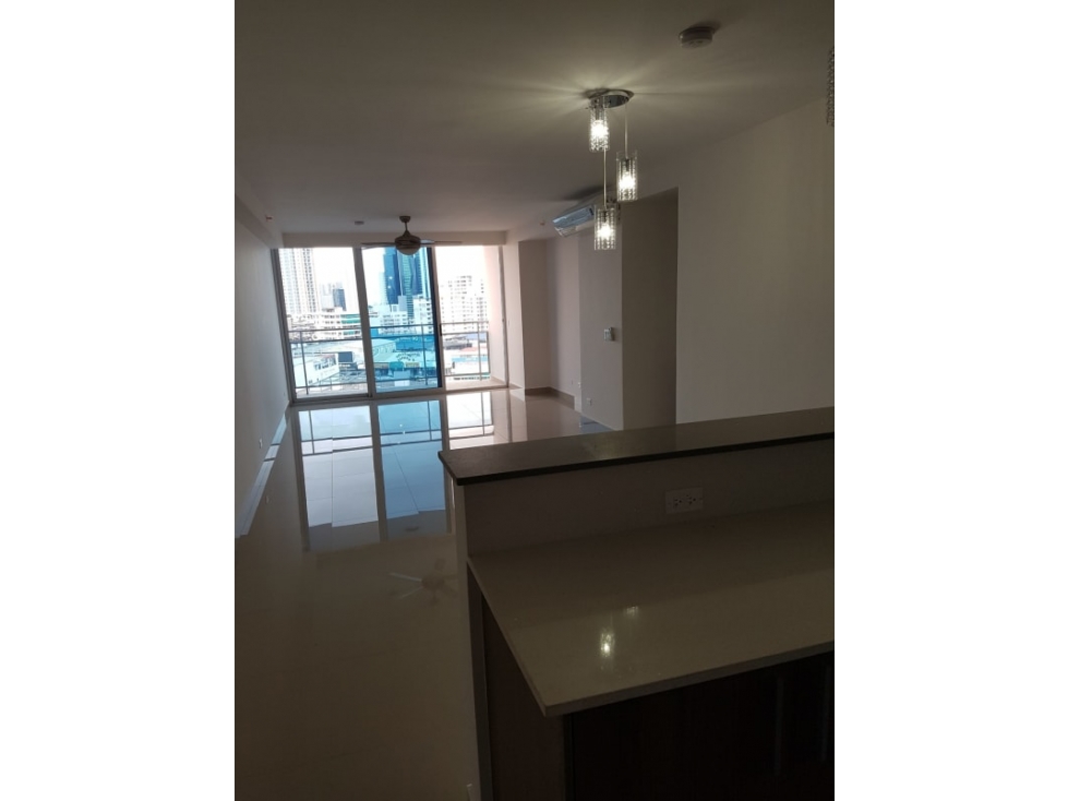 Alquilo Extraordinario Apartamento en via argentina — foto 2