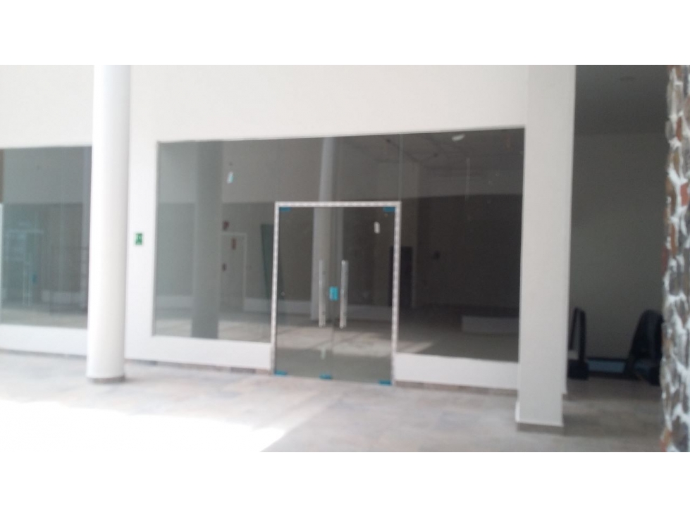 Se alquilan locales y oficinas desde 70 mts en Bella Vista — foto 3