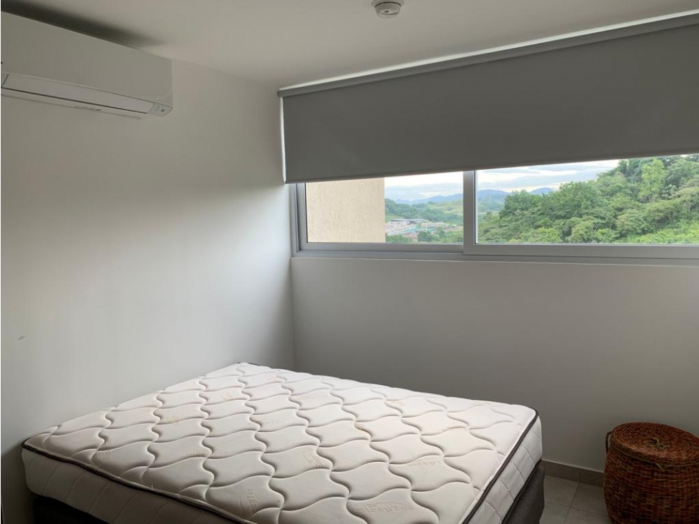 SE ALQUILA APARTAMENTO EN PH BRISAS DEL GOLF AMOBLADO FS 2720 — foto 2