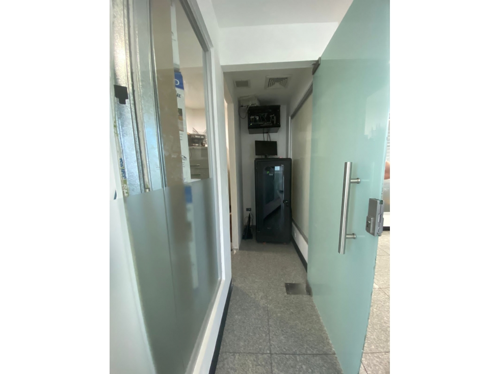 ALQUILER OFICINA EL TORNILLO — foto 6