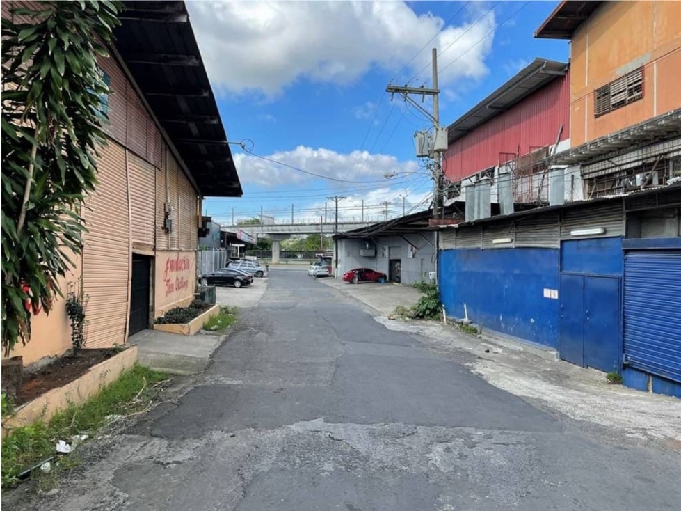 Se Vende Galera 1.161 Mts Pueblo Nuevo USD$720,000,oo 9 - 2