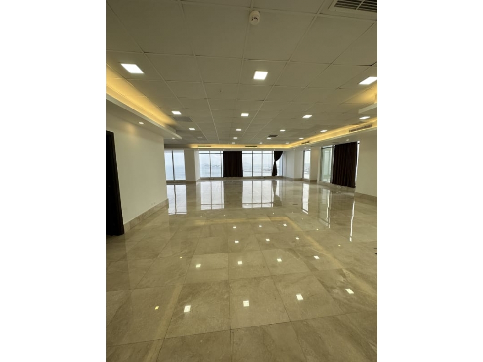 SE ALQUILA OFICINA 225 Mts EN AV. BALBOA $4,500 — foto 5
