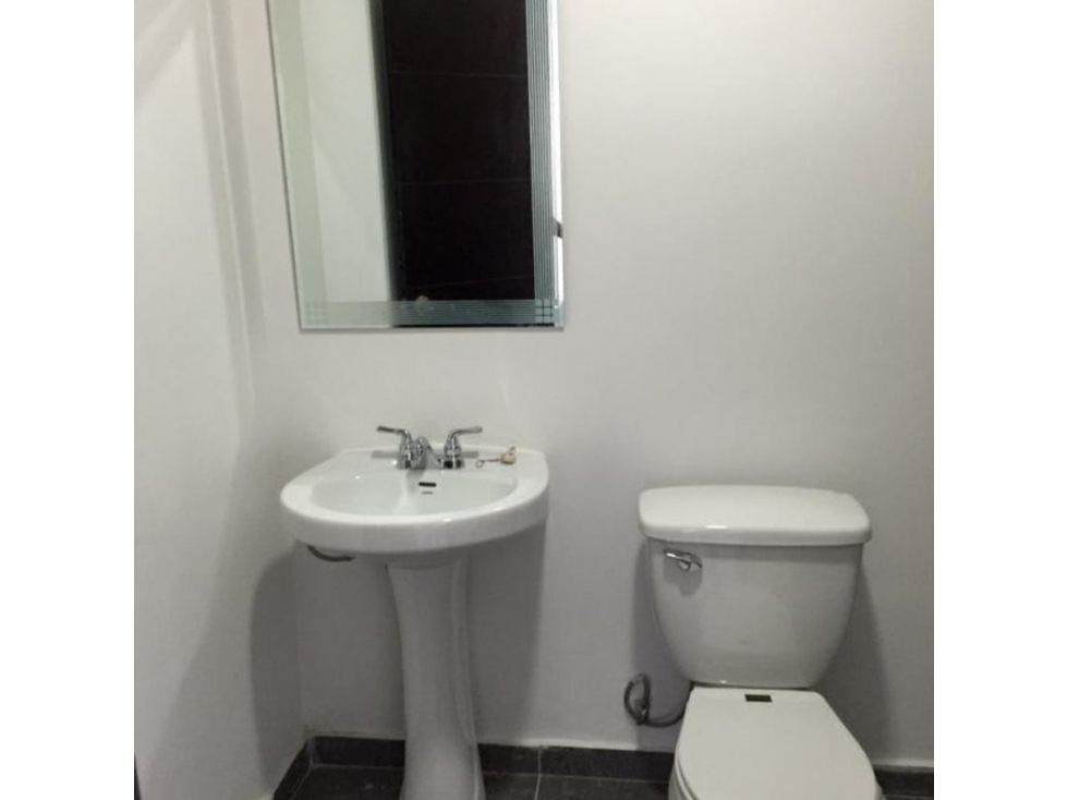SE ALQUILA OFICINA DE 106 MTS EN OBARRIO MANTENIMIENTO INCLUIDO — foto 5