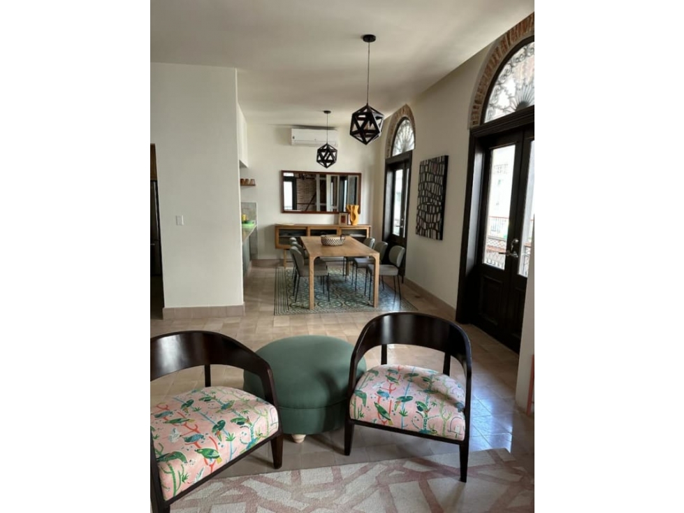 ALQUILER DE APARTAMENTO EN PH CUATRO CASAS CASCO ANTIGUO — foto 2