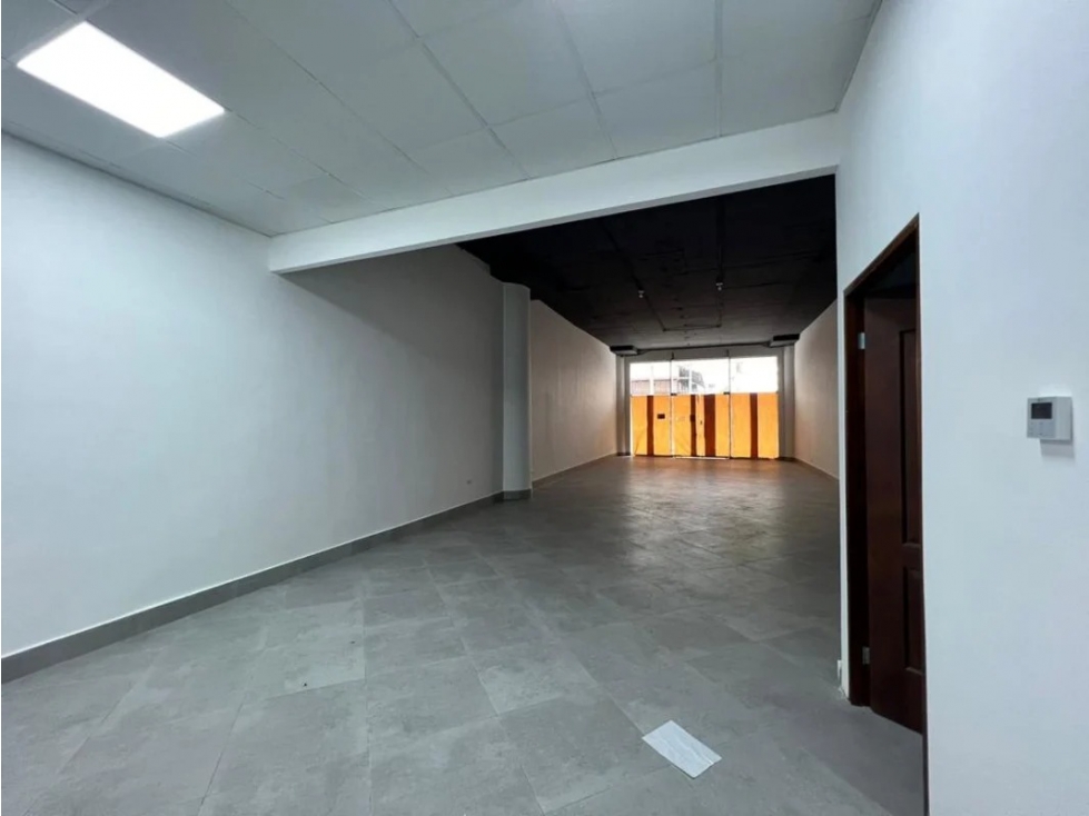Se Alquilan 4 Locales Ciales El Cangrejo 119,6 Mts $25,08xMt2+itbms — foto 2
