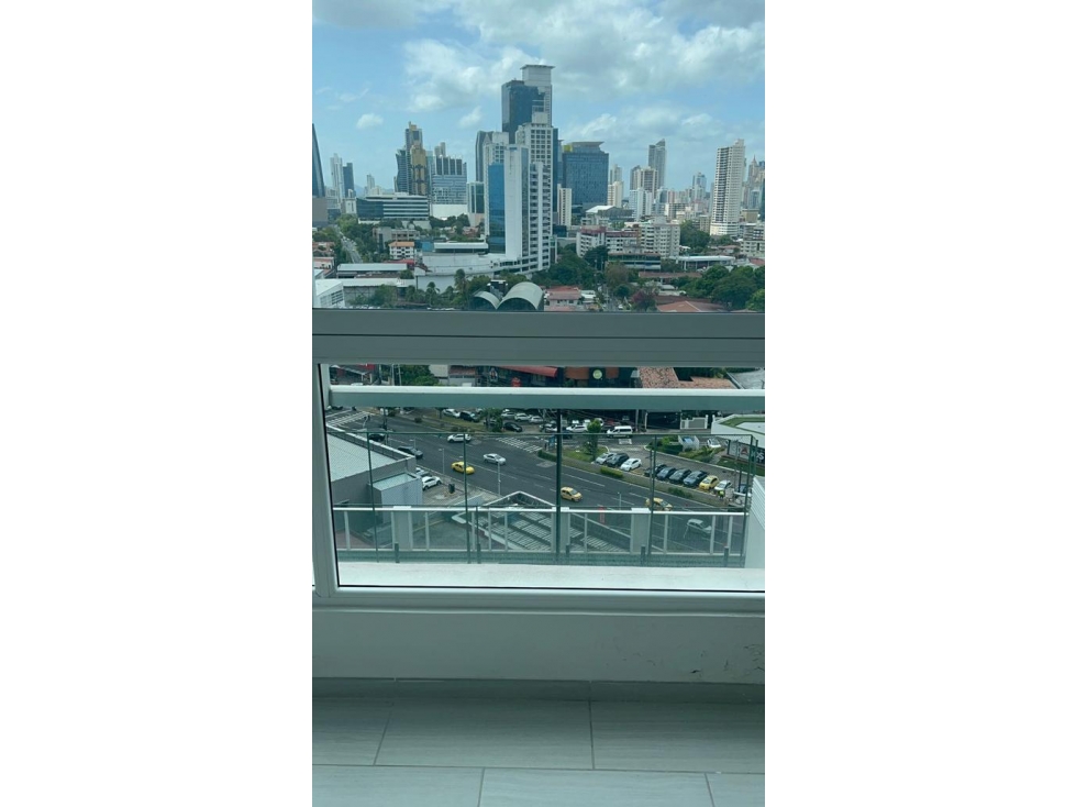 SE ALQUILA HERMOSO APARTAMENTO NUEVO EN THE TOWERS CALLE 50 !!!!! — foto 2