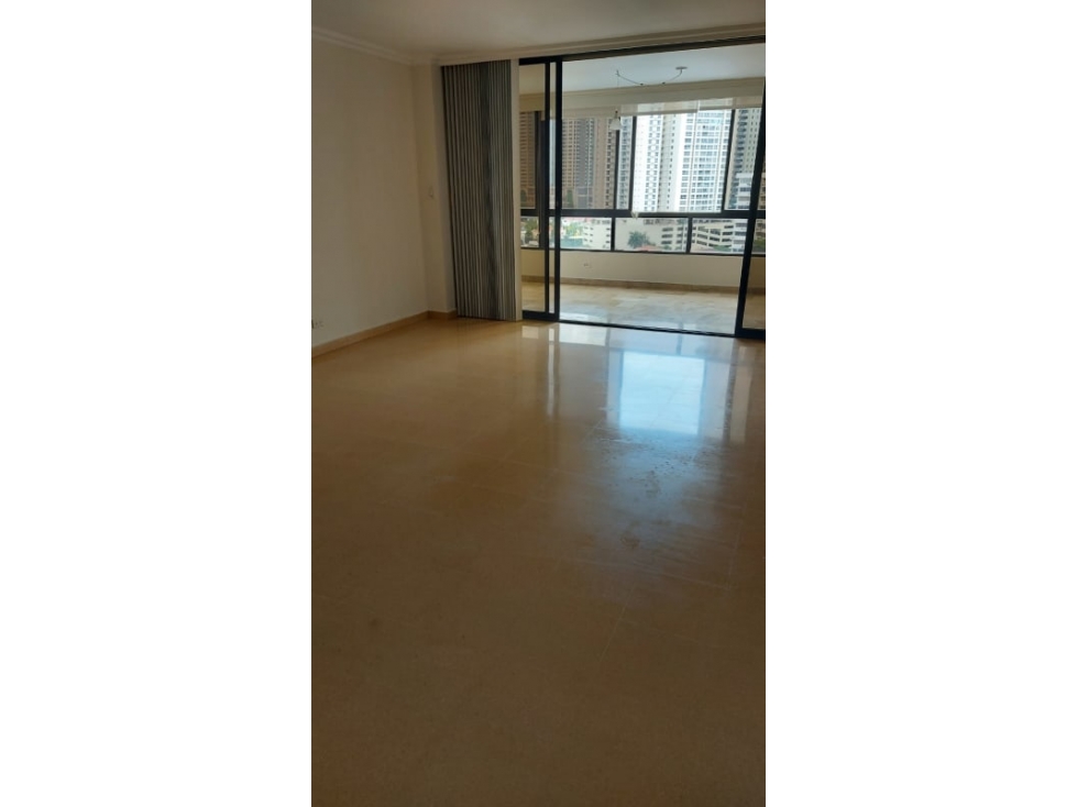 SE ALQUILA APARTAMENTO EN PH TIFFANY — foto 4