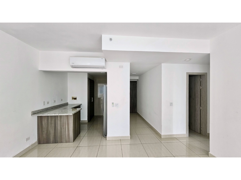 SE VENDE Y ALQUILA APARTMENTO EN BELLA VISTA — foto 2