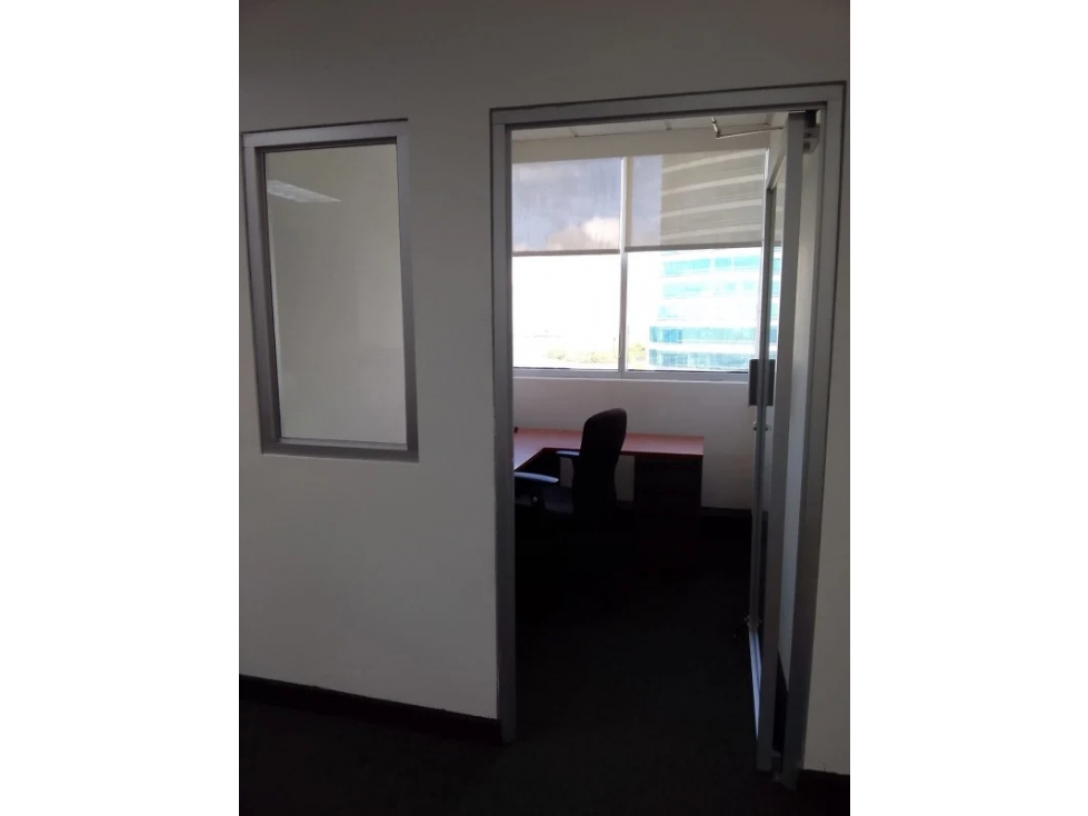 SE ALQUILA OFICINA — foto 2