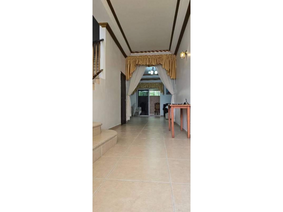 ALQUILO O VENDO HERMOSA CASA CENTRICA EN CONDADO DEL REY AMOBLADA — foto 5