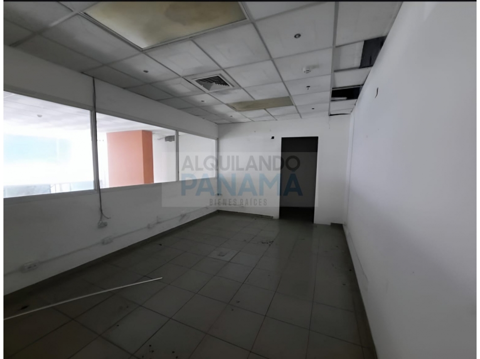 VENTA O ALQUILER DE LOCAL EN AV DOMINGO DIAZ - 4