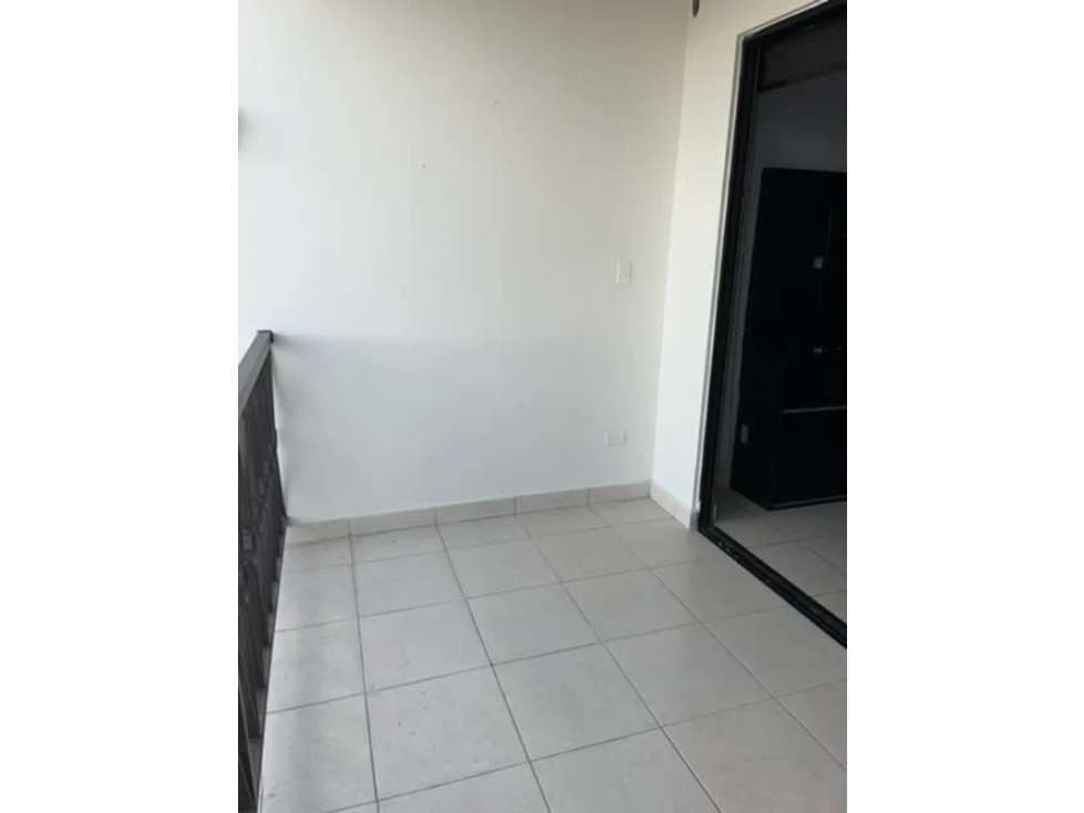 SE VENDE APARTAMENTO EN LA 12 DE OCTUBRE — foto 5