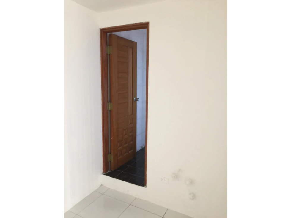 SE ALQUILA OFICINA EN CINTA COSTERA NEGOCIABLE — foto 5