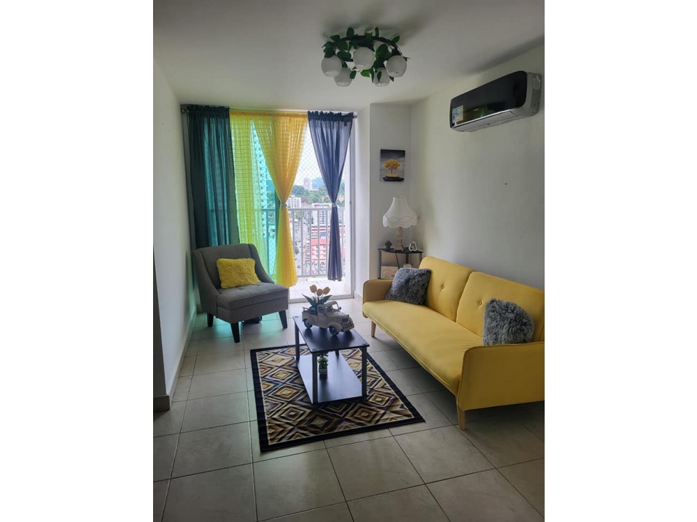 SE ALQUILA APARTAMENTO EN VIA ESPAÑA NEGOCIABLE