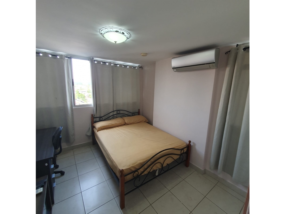 ALQUILO APARTAMENTO EN 12 DE OCTUBRE - 5