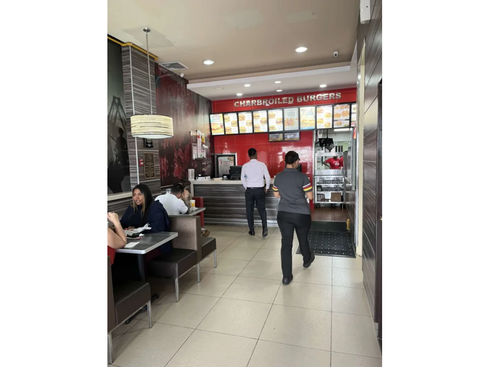 Se alquila local Para restaurante en iglesia del Carmen — foto 2