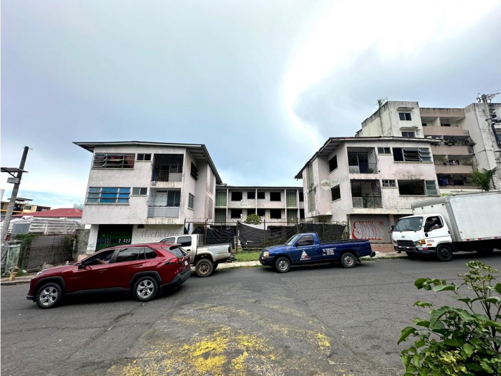 Se alquila edificio en perejil - 2