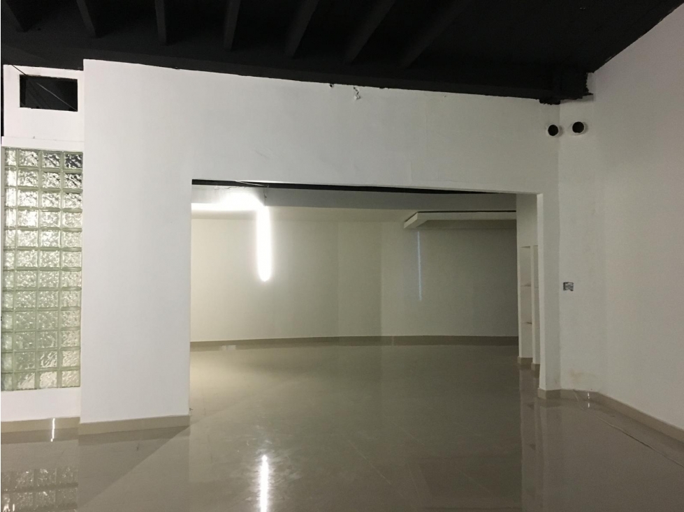 ALQUILO LOCAL COMERCIAL EN IGLESIA DEL CARMEN!!! — foto 3