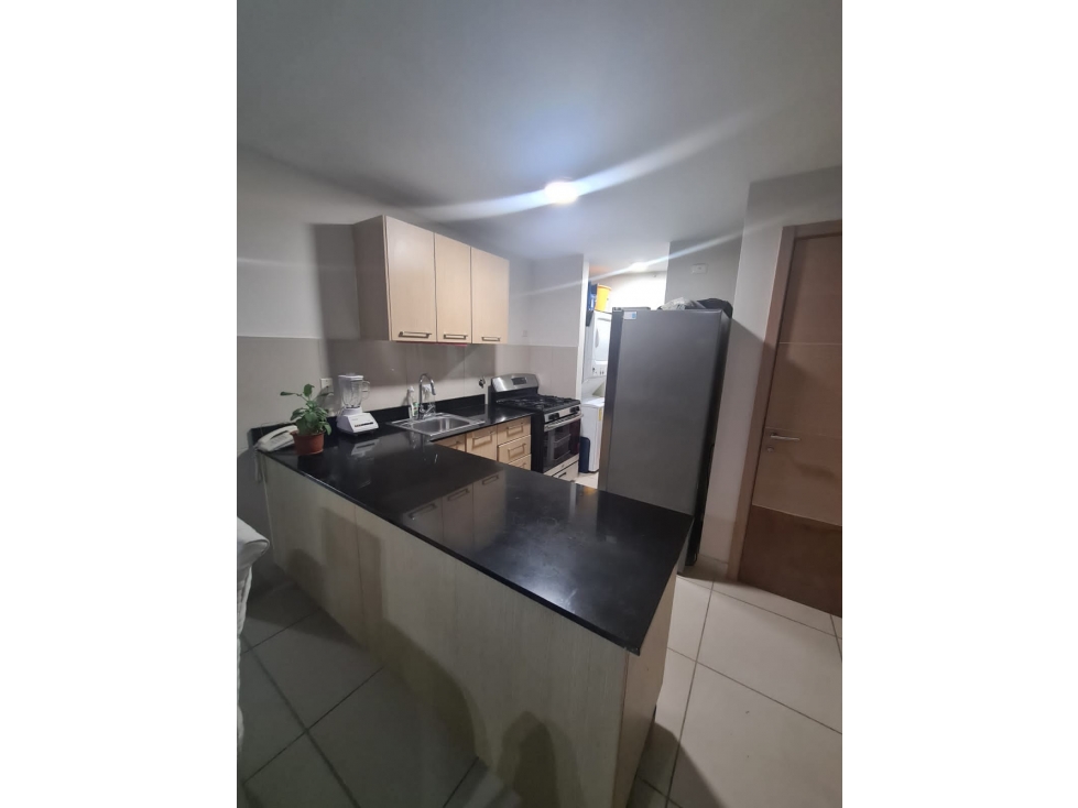 SE ALQUILA APARTAMENTO EN VIA ESPAÑA - 3