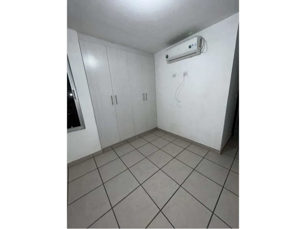 ALQUILO APARTAMENTO EN PARQUE LEFEVRE - 4