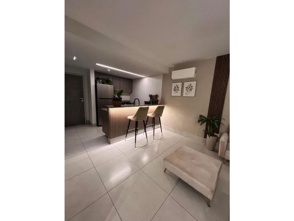 SE ALQUILA APARTAMENTO EN TUMBA MUERTO