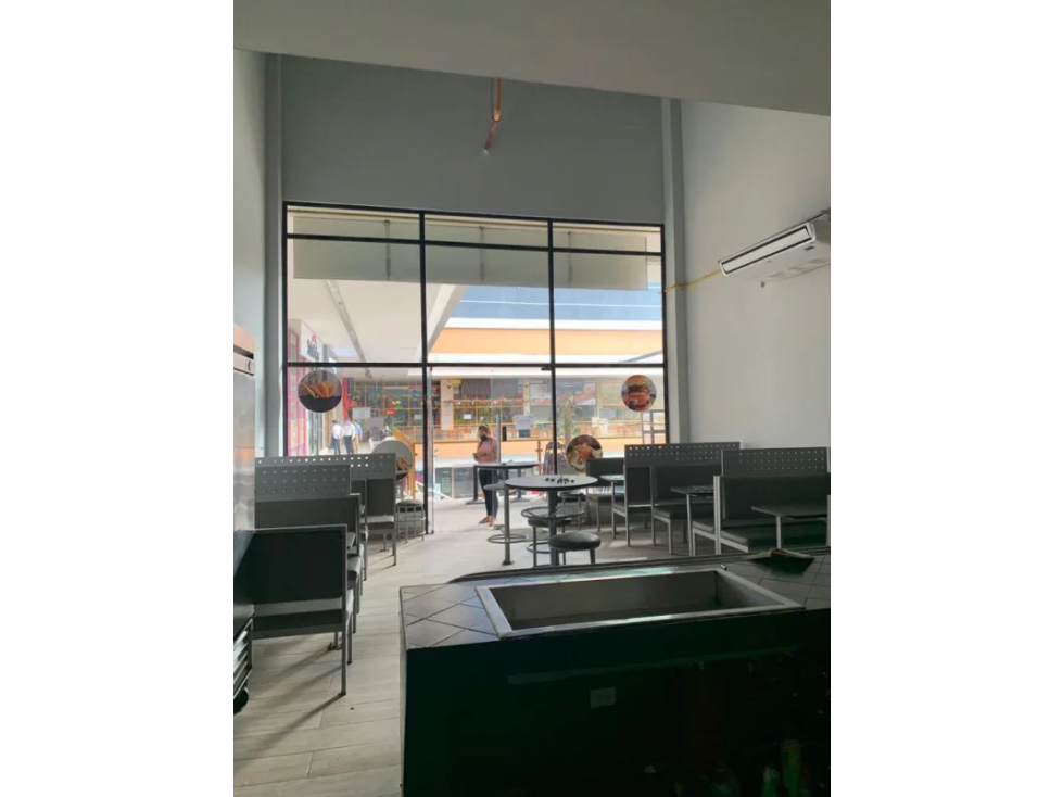 Locales Comerciales en Alquiler Ocean Mall, Costa del Este - 4